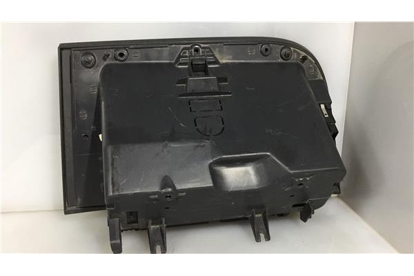 Recambio de guantera salpicadero para seat ibiza berlina (6j5) 1.9 tdi referencia OEM IAM 6J1857103 6J1857095 