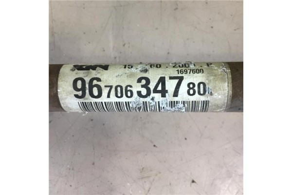 Recambio de palier delantero derecho para peugeot 206 + 1.4 básico referencia OEM IAM 9670634780  