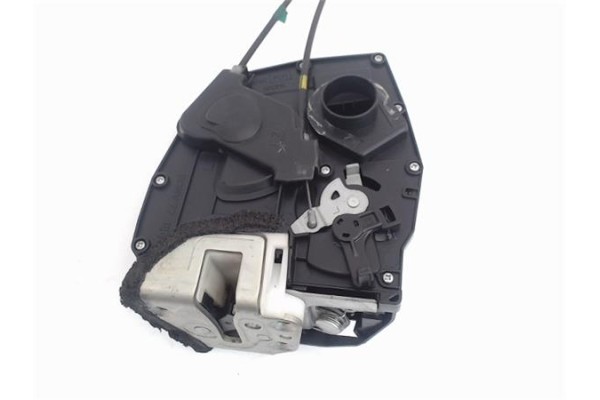 Recambio de cierre electromagnetico trasero izquierdo para suzuki swift iii (sg) 1.5 referencia OEM IAM 8230262J11  