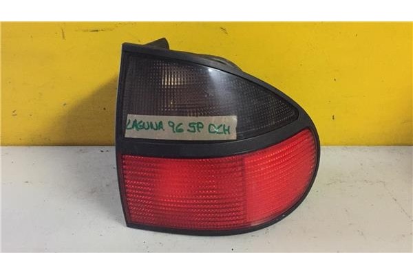 Recambio de piloto trasero derecho para renault laguna (b56) 1.8 anade referencia OEM IAM 7700820051  