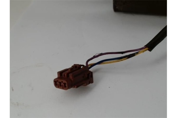 Recambio de retrovisor electrico izquierdo para nissan almera (n15) 1.4 referencia OEM IAM 963021N111  