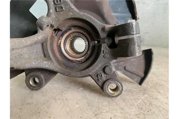 Recambio de mangueta delantero derecha para mazda 2 berlina (de) 1.4 crtd active (5-ptas.) (50kw) referencia OEM IAM D65133021A 