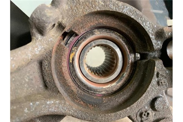 Recambio de mangueta delantero derecha para mazda 2 berlina (de) 1.4 crtd active (5-ptas.) (50kw) referencia OEM IAM D65133021A 