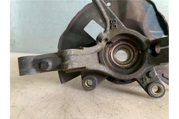 Recambio de mangueta delantero derecha para mazda 2 berlina (de) 1.4 crtd active (5-ptas.) (50kw) referencia OEM IAM D65133021A 