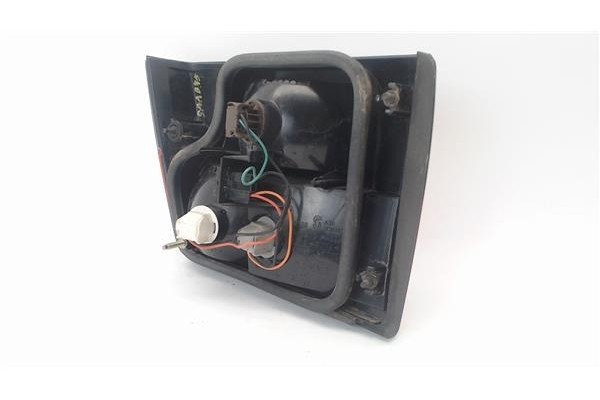 Recambio de piloto porton trasero izquierdo para saab 9-5 familiar referencia OEM IAM   