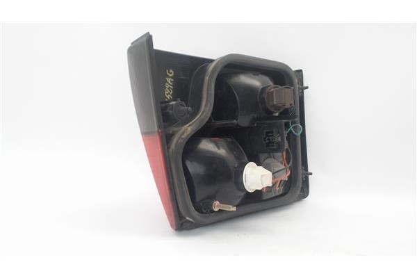 Recambio de piloto porton trasero izquierdo para saab 9-5 familiar referencia OEM IAM   