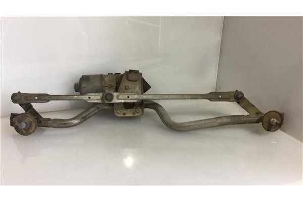 Recambio de motor limpiaparabrisas delantero para renault clio ii fase ii (b/cb0) 1.9 alize referencia OEM IAM 8200027621 039024
