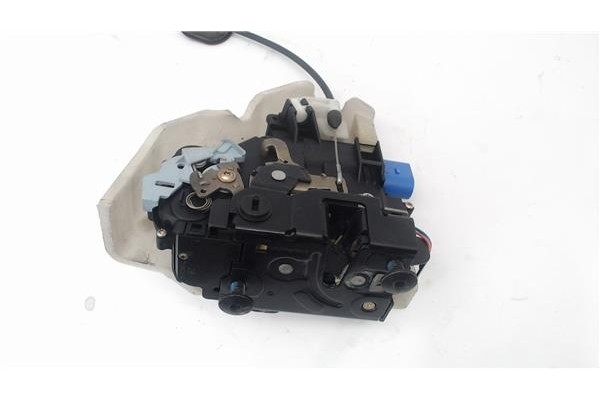 Recambio de cierre electromagnetico delantero izquierdo para volkswagen golf v plus (5m1) referencia OEM IAM   
