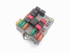 Recambio de caja fusibles/rele para fiat bravo (182) 1.2 16v 80 trofeo referencia OEM IAM 51775686  