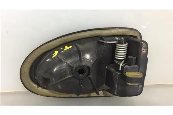 Recambio de manilla int. puerta trasero izquierda para renault clio ii fase ii (b/cb0) 1.9 alize referencia OEM IAM 7700423887 9