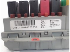 Recambio de caja fusibles/rele para fiat bravo (182) 1.2 16v 80 trofeo referencia OEM IAM 51775686  