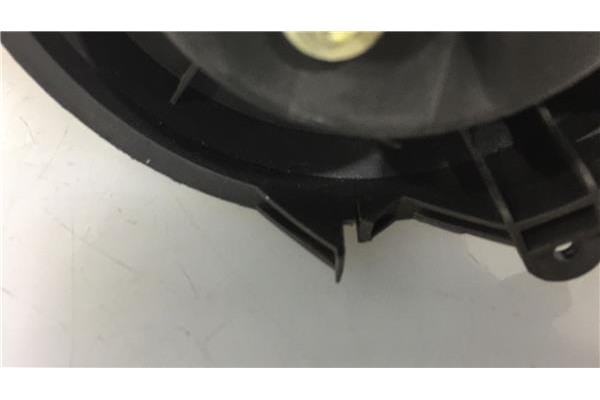 Recambio de motor calefaccion para citroen xsara coupe 2.0 hdi satisfaction referencia OEM IAM 210681233 740471233 