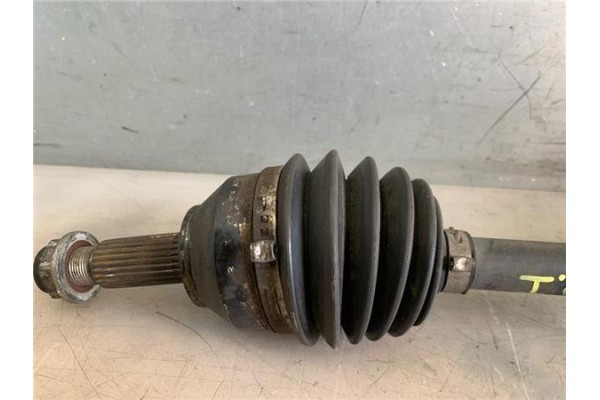 Recambio de palier delantero izquierdo para mazda 2 berlina (de) 1.4 crtd active (5-ptas.) (50kw) referencia OEM IAM FD8225600B 