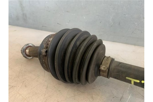 Recambio de palier delantero izquierdo para mazda 2 berlina (de) 1.4 crtd active (5-ptas.) (50kw) referencia OEM IAM FD8225600B 