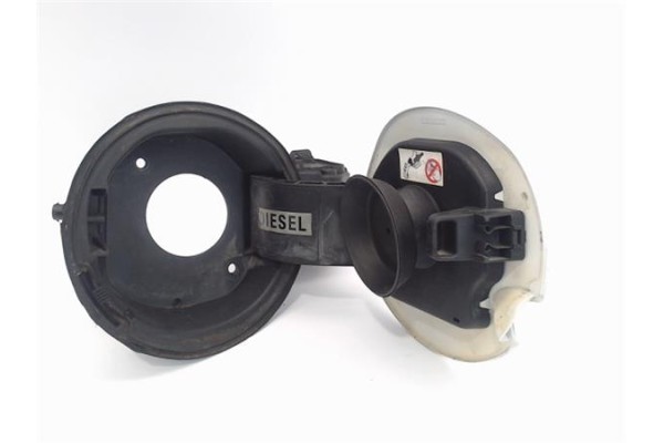 Recambio de tapa exterior combustible para renault megane iii berlina 5p 1.5 expression referencia OEM IAM 781200005R   Recambio de tapa exterior combustible para renault megane iii berlina 5p 1.5 expression referencia OEM IAM 781200005R