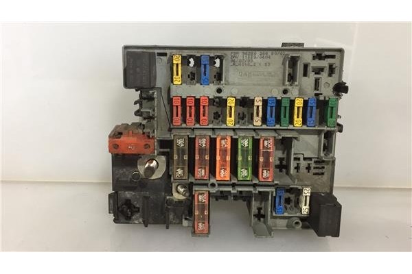 Recambio de caja fusibles/rele para citroen xsara coupe 2.0 hdi satisfaction referencia OEM IAM 9628024480 115590404 