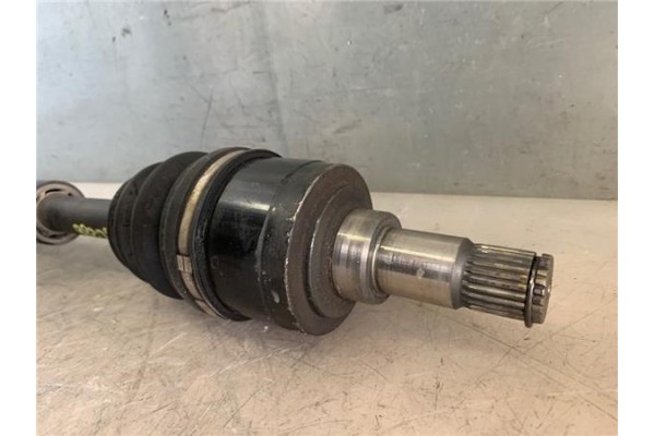 Recambio de palier delantero izquierdo para mazda 2 berlina (de) 1.4 crtd active (5-ptas.) (50kw) referencia OEM IAM FD8225600B 