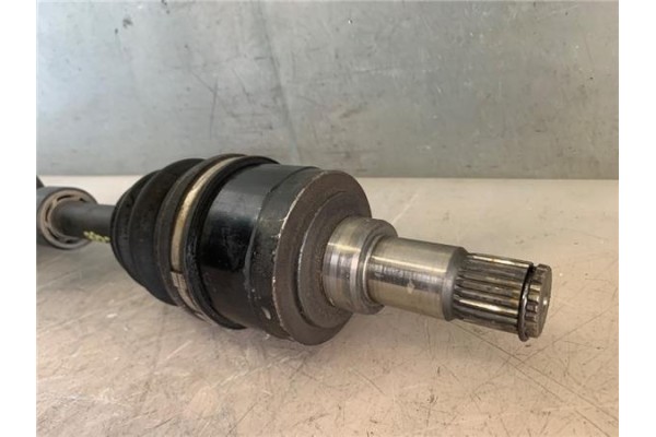 Recambio de palier delantero izquierdo para mazda 2 berlina (de) 1.4 crtd active (5-ptas.) (50kw) referencia OEM IAM FD8225600B 