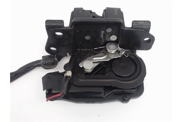 Recambio de cierre electromagnetico porton para toyota prius (nhw20) híbrido basis referencia OEM IAM 6935047010  
