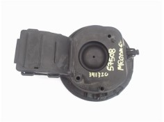 Recambio de tapa exterior combustible para renault megane iii berlina 5p 1.5 expression referencia OEM IAM 781200005R  
