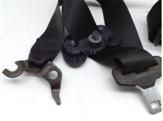 Recambio de cinturon seguridad delantero derecho para bmw serie 1 berlina (e81/e87) 2.0 118d referencia OEM IAM 33052212  