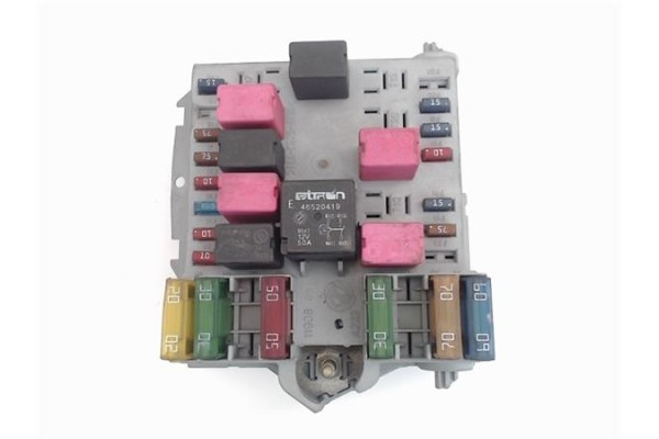 Recambio de caja fusibles/rele para fiat stilo (192) 1.6 16v (192_xb1a) referencia OEM IAM 51732865  