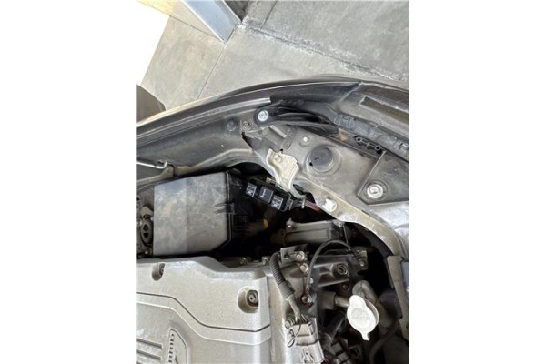 Recambio de caja fusibles/rele para mitsubishi outlander (gf0/gg0) 2.0 phev kaiteki 4wd (gg2w) referencia OEM IAM 8565A286  