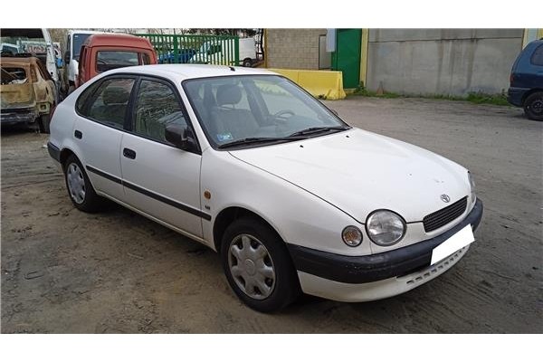 toyota corolla (e11) del año 1997