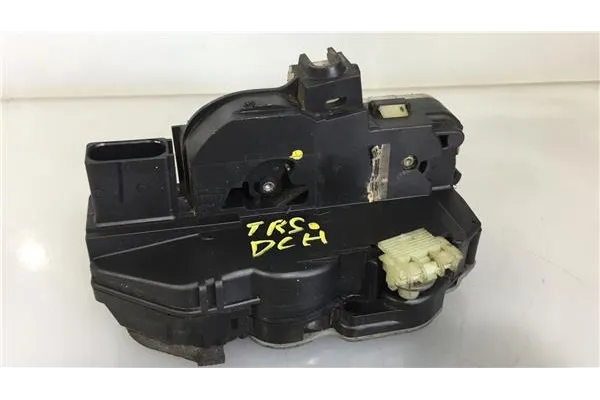 Recambio de cierre electromagnetico trasero derecho para opel insignia berlina 2.0 cdti referencia OEM IAM 13579566  