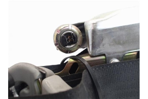 Recambio de cinturon seguridad delantero derecho para suzuki swift iii (sg) 1.5 referencia OEM IAM 8490162J00ED3  