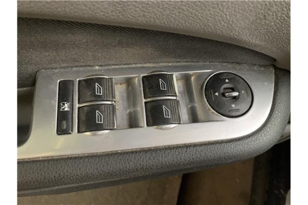 Recambio de mando elevalunas delantero izquierdo para ford focus ii (da_) 2.0 tdci referencia OEM IAM 1547152  