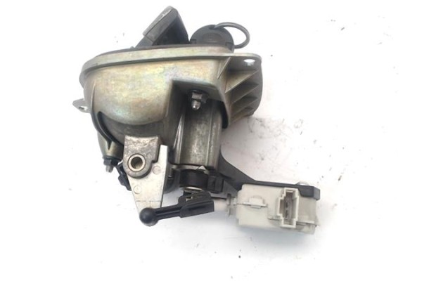 Recambio de cerradura porton para seat ibiza (6l1) 1.9 tdi referencia OEM IAM 107827573K 6L6827565B 
