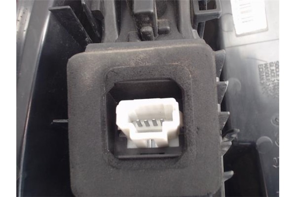 Recambio de piloto trasero derecho para renault scenic iii (jz) 1.2 grand expression referencia OEM IAM 89089202 265500013P 