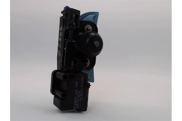 Recambio de maneta exterior porton para opel meriva 1.7 cdti referencia OEM IAM 09183495  