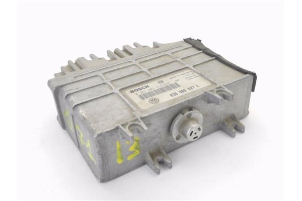 Recambio de centralita para volkswagen polo classic (6kv2) referencia OEM IAM 030906027K 0261203914 