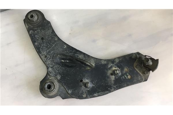 Recambio de brazo inferior delantero izquierdo para renault trafic ii furgón 1.9 27 cn referencia OEM IAM 545054429R  
