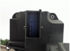 Recambio de cierre electromagnetico delantero derecho para opel meriva 1.7 cdti referencia OEM IAM 13154792  