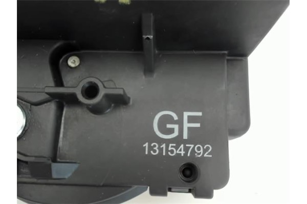 Recambio de cierre electromagnetico delantero derecho para opel meriva 1.7 cdti referencia OEM IAM 13154792  