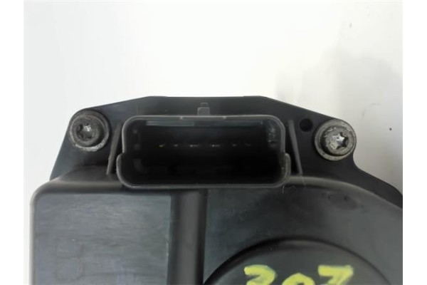 Recambio de caja mariposa aire para peugeot 307 break (3e) 2.0 referencia OEM IAM 9652682880 408239823003 