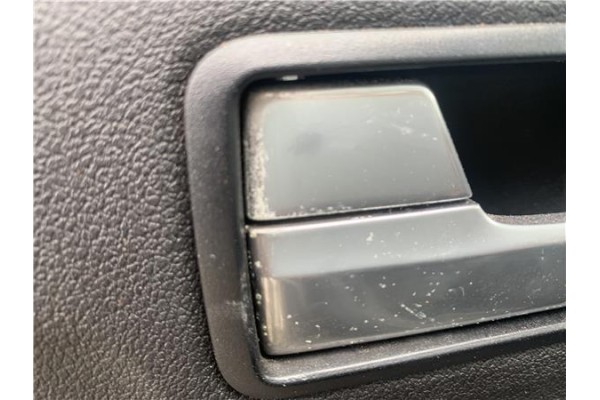 Recambio de manilla int. puerta trasero izquierda para ford focus ii (da_) 2.0 tdci referencia OEM IAM 1470113  