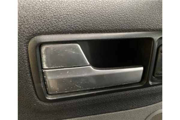 Recambio de manilla int. puerta trasero izquierda para ford focus ii (da_) 2.0 tdci referencia OEM IAM 1470113  