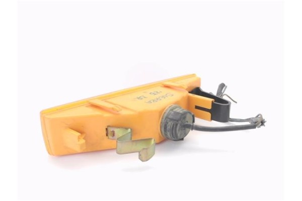 Recambio de intermitente delantero dcho para ford sierra berlina 1.3 básico referencia OEM IAM 20298122D  