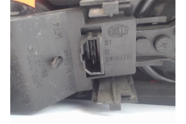 Recambio de piloto porton trasero izquierdo para seat cordoba berlina (6l2) 1.9 tdi referencia OEM IAM 6L5945111  