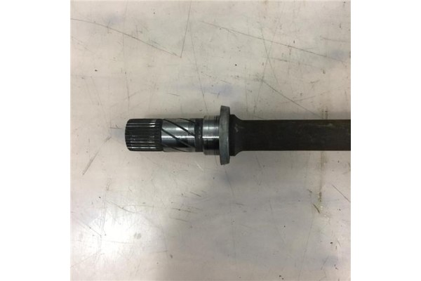Recambio de palier delantero derecho para mazda premacy (cp) 2.0 td referencia OEM IAM FA612550X  