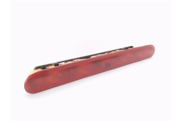 Recambio de luz central de freno para peugeot 206 1.4 i referencia OEM IAM E27168  
