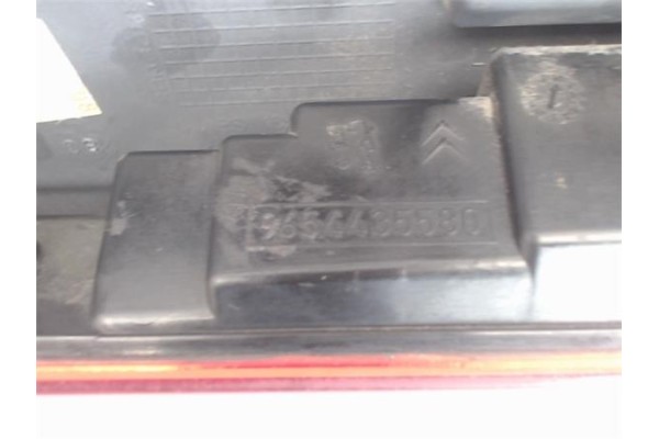 Recambio de aleron trasero para citroen c4 grand picasso 2.0 hdi referencia OEM IAM 9654435580  