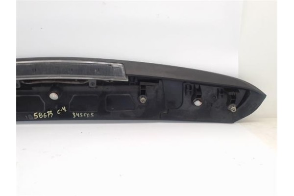 Recambio de aleron trasero para citroen c4 berlina 1.4 16v referencia OEM IAM 96811712  