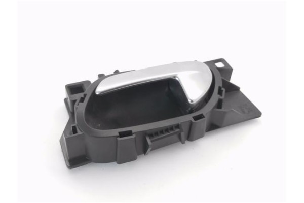 Recambio de manilla int. puerta trasero izquierda para peugeot 2008 1.2 access referencia OEM IAM 96555518VV  