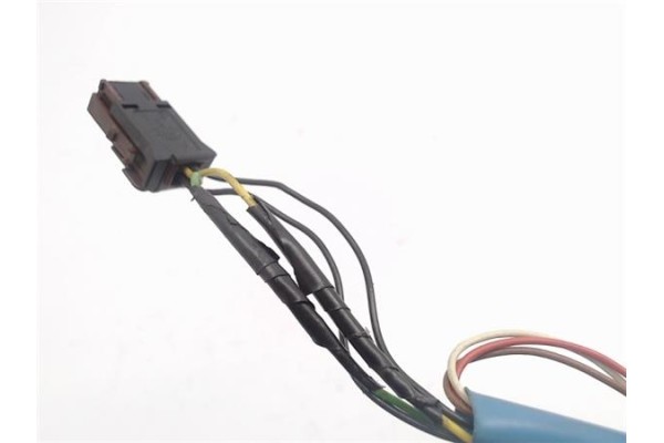 Recambio de retrovisor electrico izquierdo para citroen c2 referencia OEM IAM   