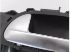 Recambio de manilla int. puerta trasero izquierda para peugeot 2008 1.2 access referencia OEM IAM 96555518VV  